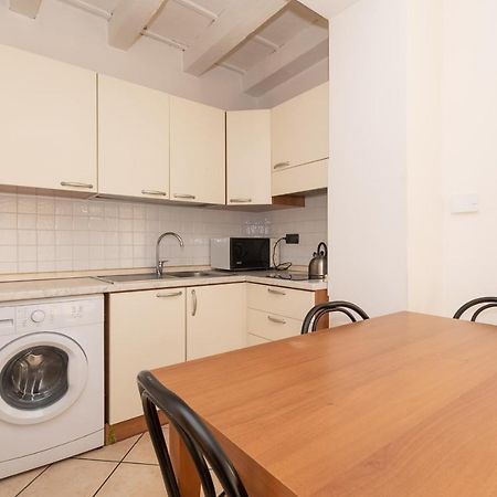 Appartamento Bilocale 1 Piazza Vittoria - Affitti Brevi Italia Brescia Eksteriør billede