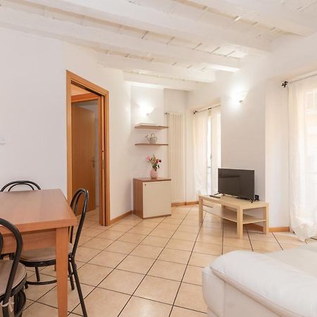 Appartamento Bilocale 1 Piazza Vittoria - Affitti Brevi Italia Brescia Eksteriør billede