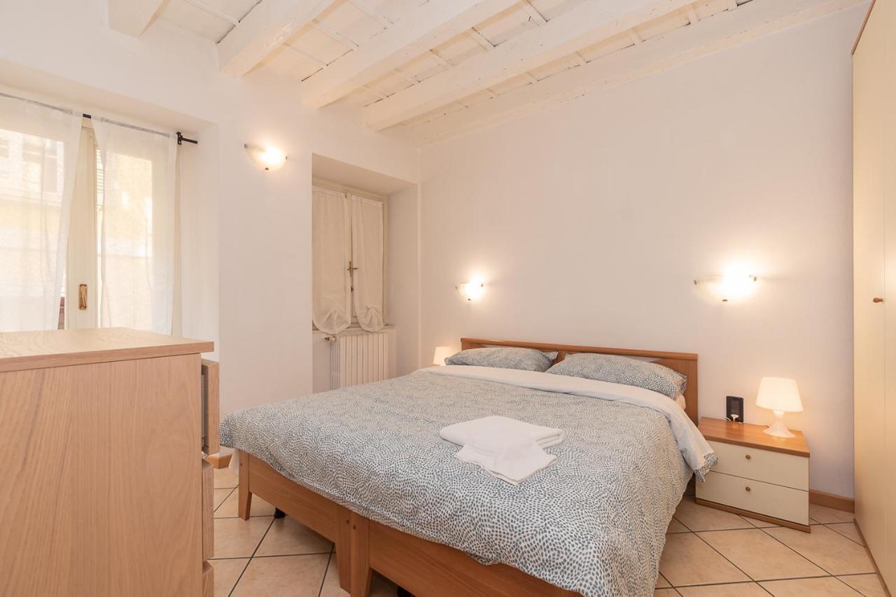 Appartamento Bilocale 1 Piazza Vittoria - Affitti Brevi Italia Brescia Eksteriør billede